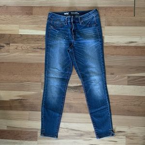 Mossimo Mid-Rise Jegging size 8